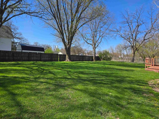 216 Berlin Avenue, Traer, IA 50675