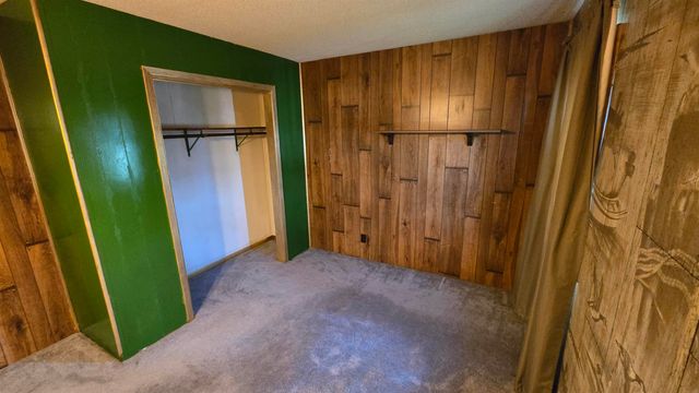 216 Berlin Avenue, Traer, IA 50675