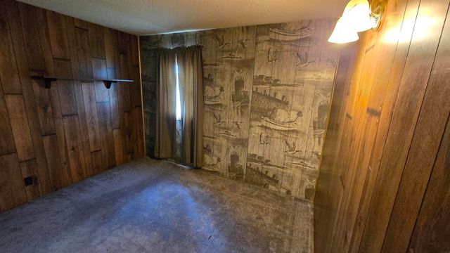 216 Berlin Avenue, Traer, IA 50675
