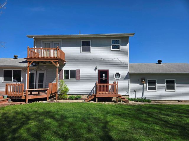 216 Berlin Avenue, Traer, IA 50675