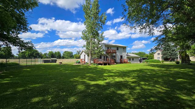 216 Berlin Avenue, Traer, IA 50675