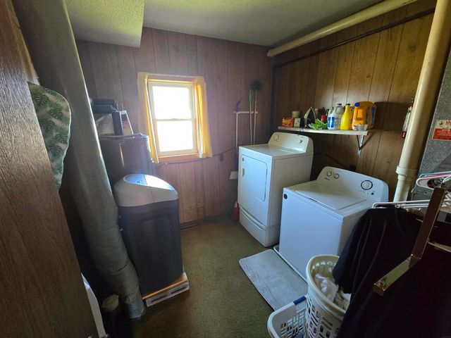 216 Berlin Avenue, Traer, IA 50675