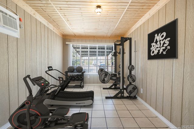 126 FARREL, San Antonio, TX 78227