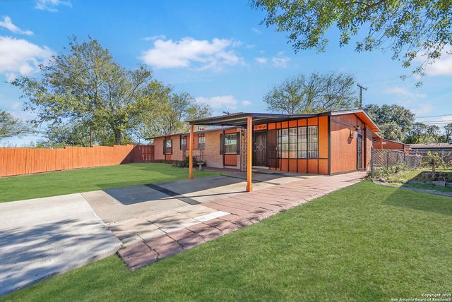 126 FARREL, San Antonio, TX 78227