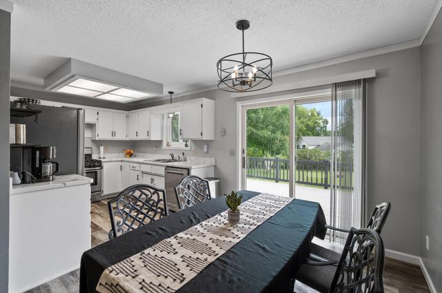 27325 Felton Avenue, Wyoming, MN 55092
