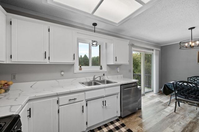 27325 Felton Avenue, Wyoming, MN 55092