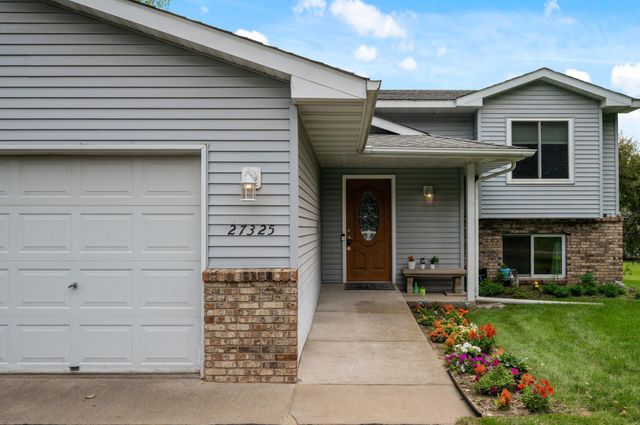 27325 Felton Avenue, Wyoming, MN 55092