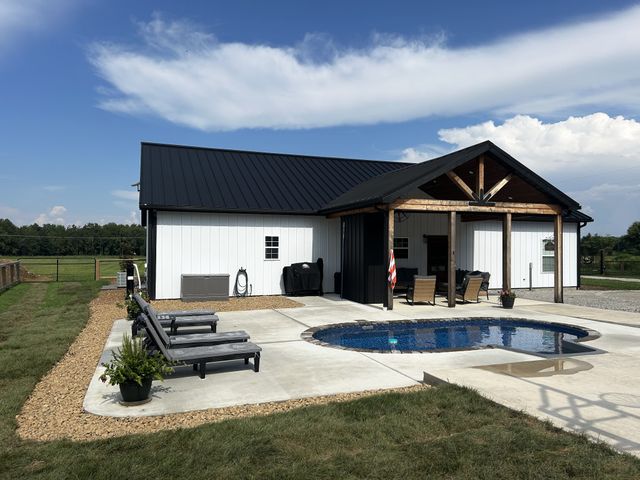 6241 Fredonia Rd, Manchester, TN 37355