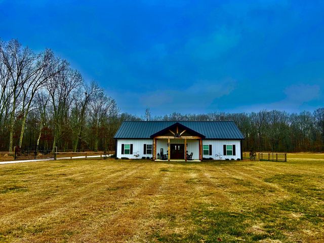 6241 Fredonia Rd, Manchester, TN 37355
