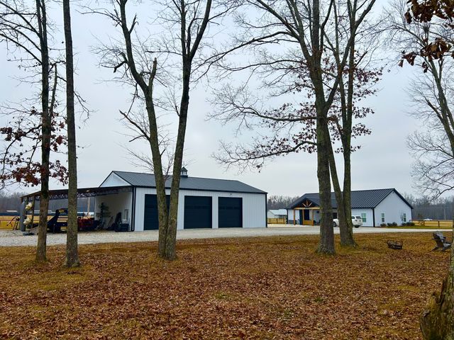 6241 Fredonia Rd, Manchester, TN 37355