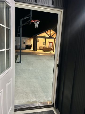 6241 Fredonia Rd, Manchester, TN 37355