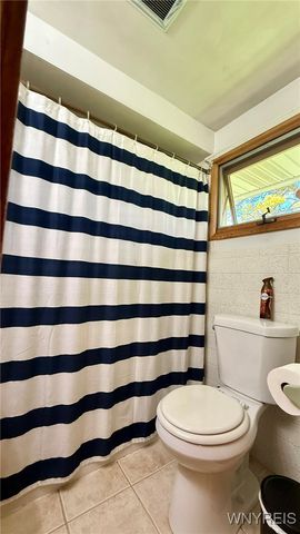 2305 Lockport Road, Wheatfield, NY 14132