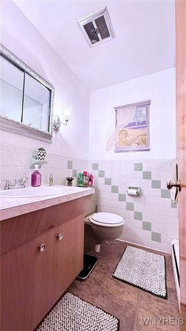 2305 Lockport Road, Wheatfield, NY 14132