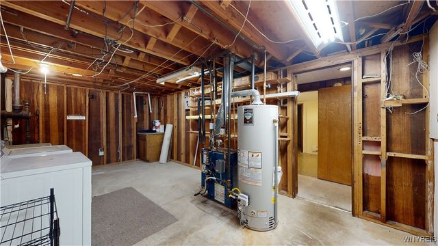 2305 Lockport Road, Wheatfield, NY 14132