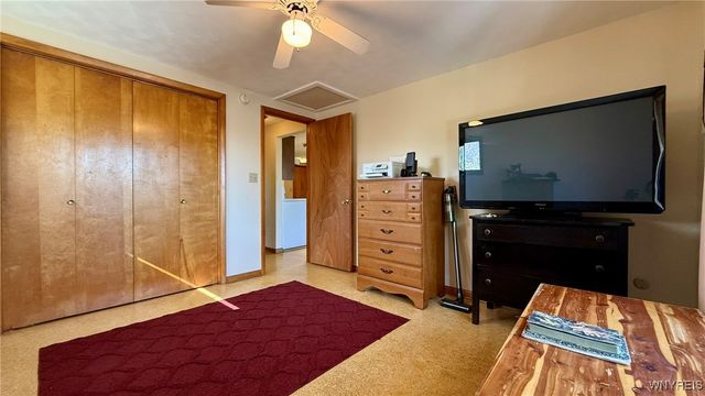 2305 Lockport Road, Wheatfield, NY 14132