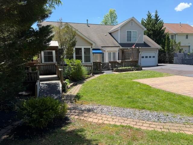 1308 Coronado DR, Salem, VA 24153