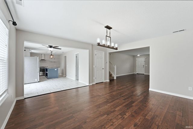 2009 Black Bear Drive, Fort Wayne, IN 46808