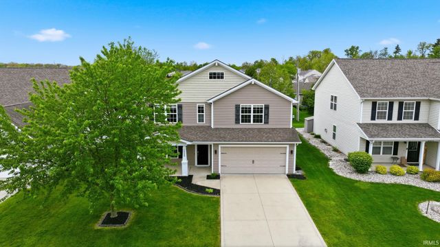 2009 Black Bear Drive, Fort Wayne, IN 46808