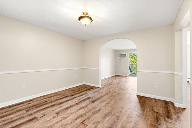 2 Timberwood Dr Unit 306, Goffstown, NH 03045