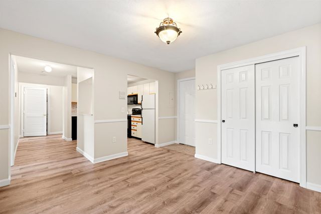 2 Timberwood Dr Unit 306, Goffstown, NH 03045