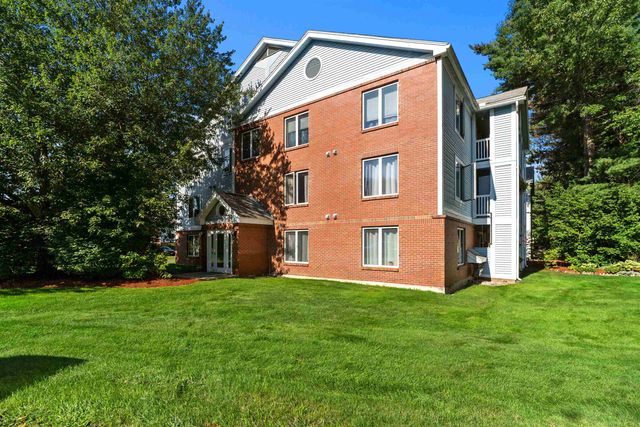 2 Timberwood Dr Unit 306, Goffstown, NH 03045