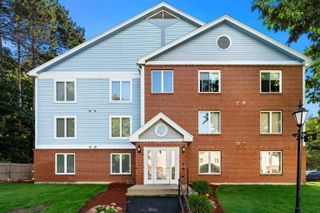 2 Timberwood Dr Unit 306, Goffstown, NH 03045