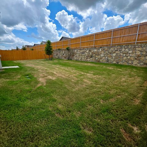 218 Hidden Meadows Drive, Sherman, TX 75092