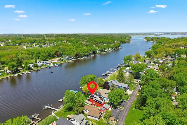 1518 River Terrace Drive, Johnsburg, IL 60051