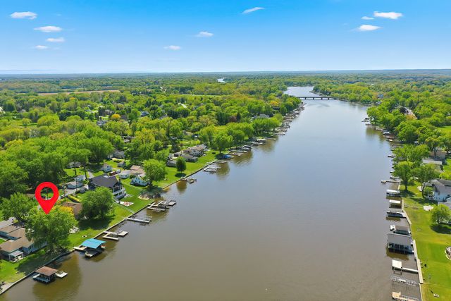 1518 River Terrace Drive, Johnsburg, IL 60051