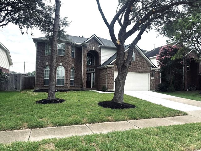 3623 Pine Valley Drive, Pearland, TX 77581