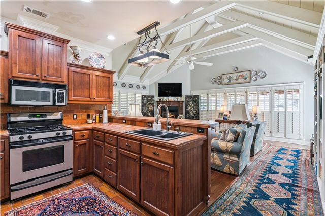 125 Pine Valley, St Simons Island, GA 31522