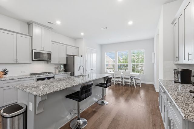 2409 Springhill Avenue, Flower Mound, TX 75028