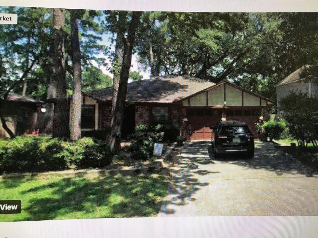 43 Dew Fall Court, The Woodlands, TX 77380
