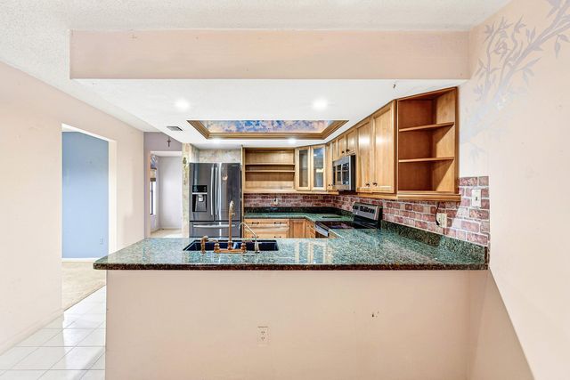 12445 Guilford Way, Wellington, FL 33414