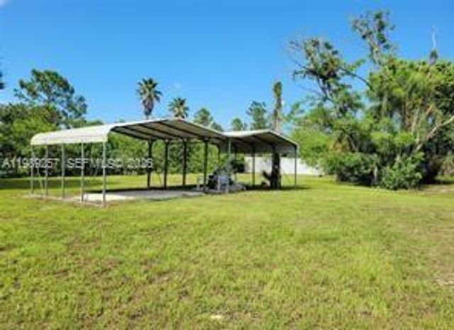 4555 Pioneer 16th St, Clewiston, FL 33440