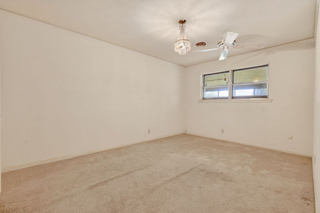 1271 N Wildwood Drive, Stephenville, TX 76401