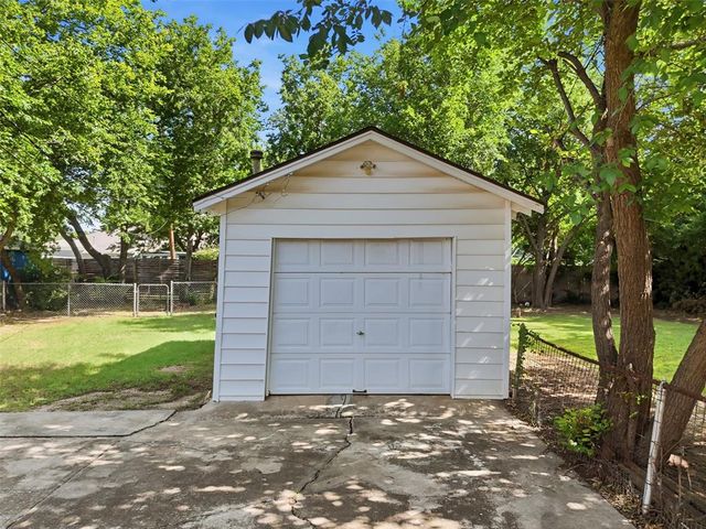 1443 NW 41st Street, Oklahoma City, OK 73118