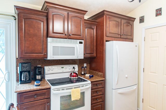 1417 Corral Way, Frankfort, KY 40601