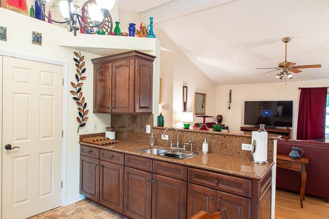 1417 Corral Way, Frankfort, KY 40601
