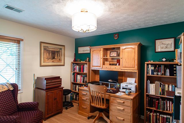 1417 Corral Way, Frankfort, KY 40601