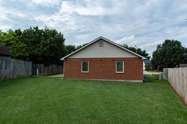1417 Corral Way, Frankfort, KY 40601
