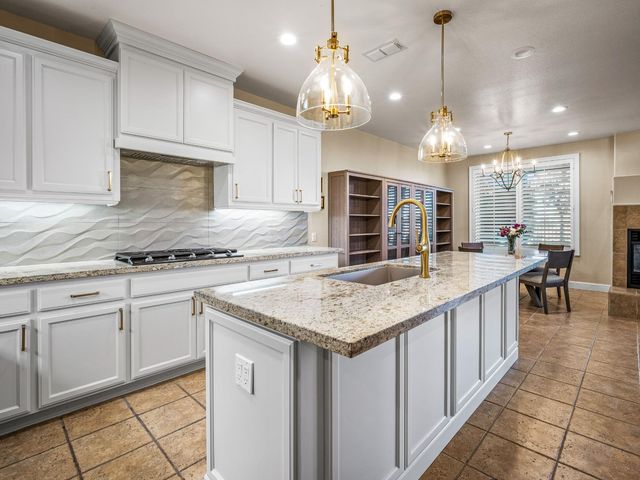 524 Silvaner Ct, El Dorado Hills, CA 95762