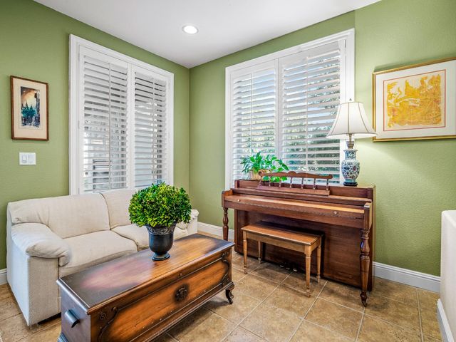 524 Silvaner Ct, El Dorado Hills, CA 95762