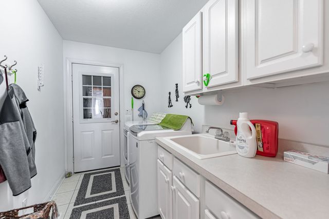 225 Secretariats Way 15, Belvidere, IL 61008