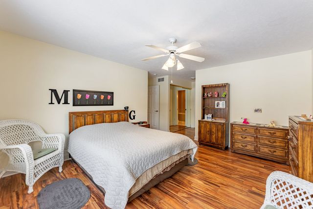 225 Secretariats Way 15, Belvidere, IL 61008