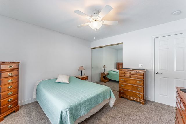 225 Secretariats Way 15, Belvidere, IL 61008