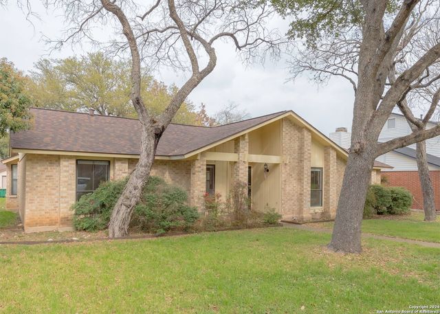 13722 PEBBLE POINT DR, San Antonio, TX 78231