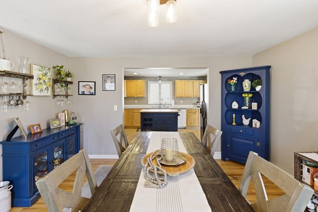 404 South Christopher Avenue, Tiverton, RI 02878