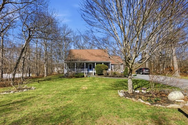 404 South Christopher Avenue, Tiverton, RI 02878