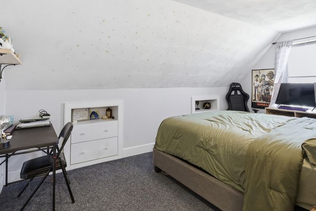 404 South Christopher Avenue, Tiverton, RI 02878